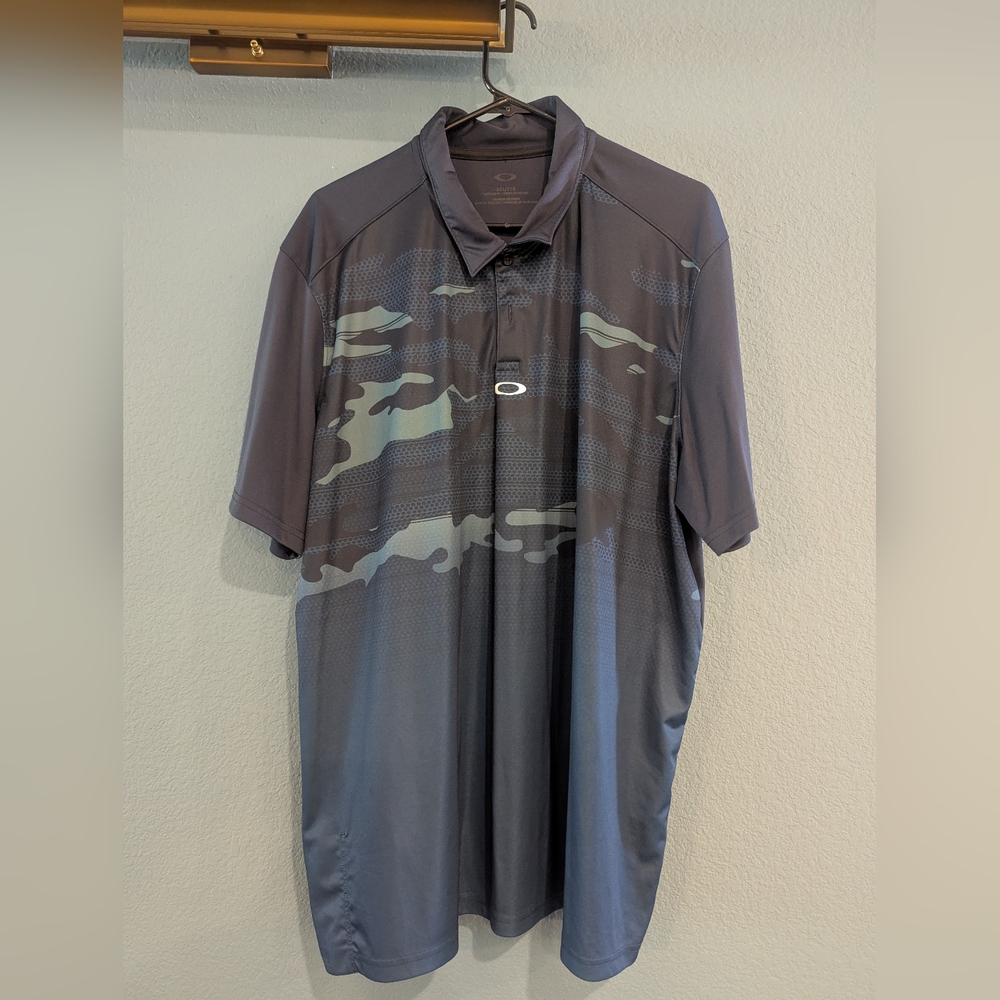 Oakley Men's Dark Gray Camouflage Polo